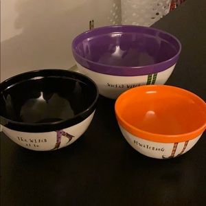 Set of 3 Rae Dunn mixing bowls